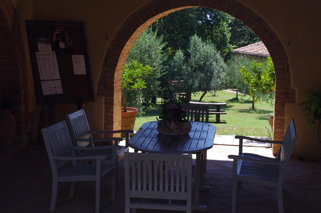 Agriturismo Cerreto Πιέντσα Εξωτερικό φωτογραφία