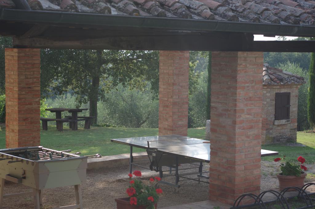 Agriturismo Cerreto Πιέντσα Εξωτερικό φωτογραφία