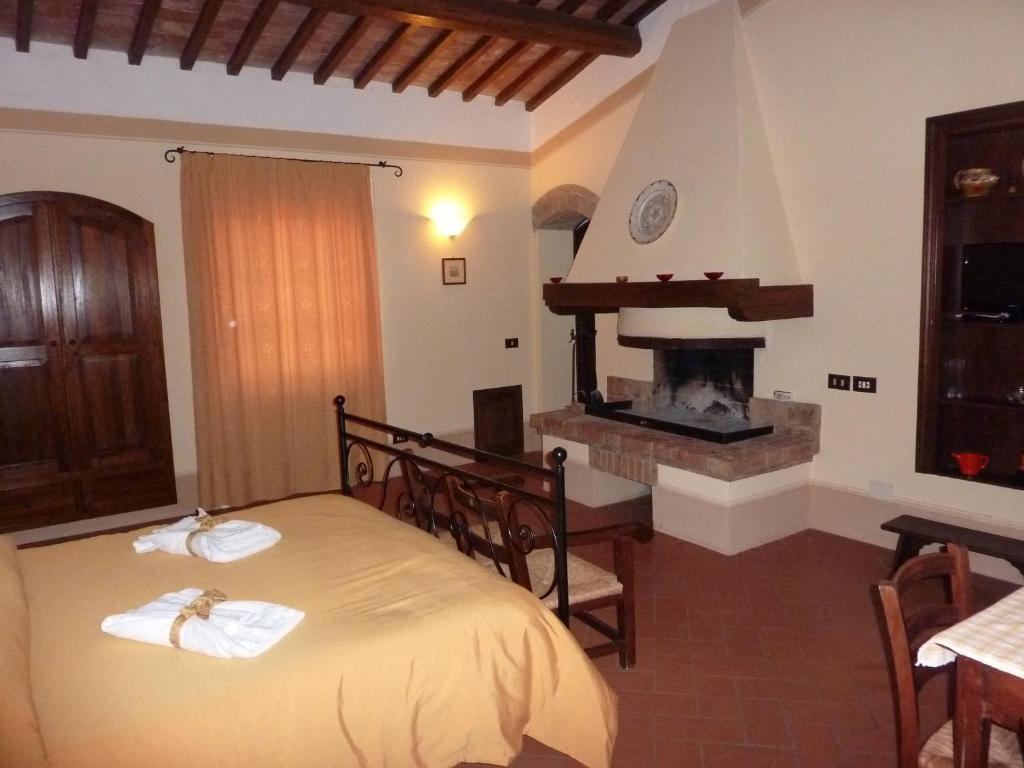 Agriturismo Cerreto Πιέντσα Δωμάτιο φωτογραφία