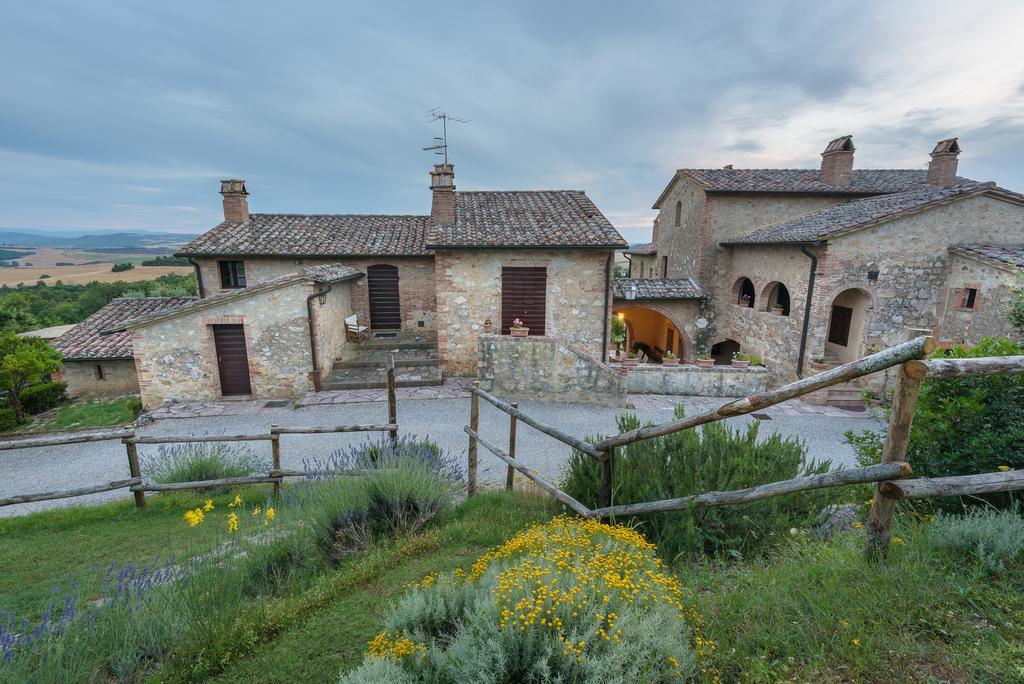 Agriturismo Cerreto Πιέντσα Εξωτερικό φωτογραφία
