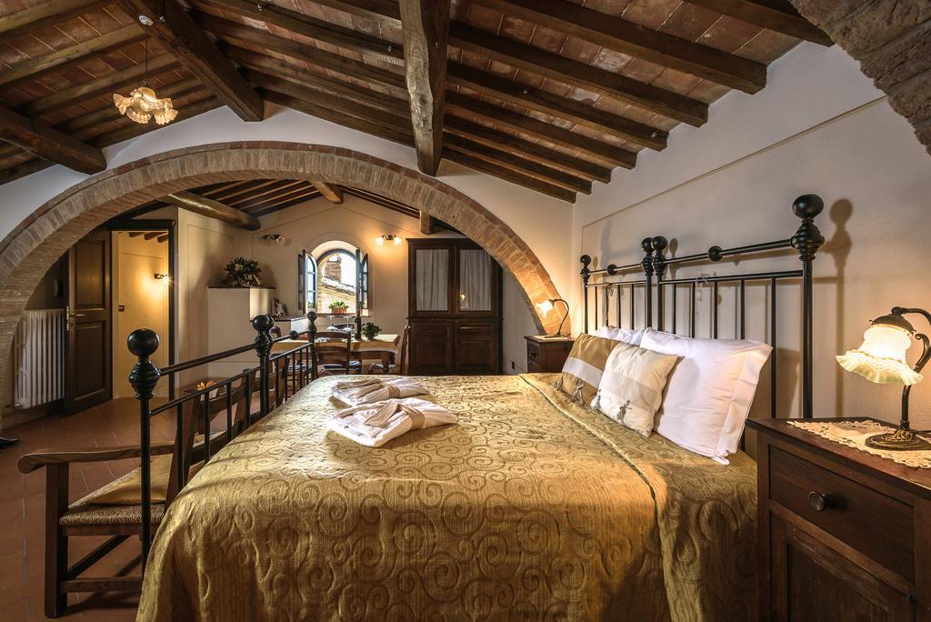 Agriturismo Cerreto Πιέντσα Εξωτερικό φωτογραφία